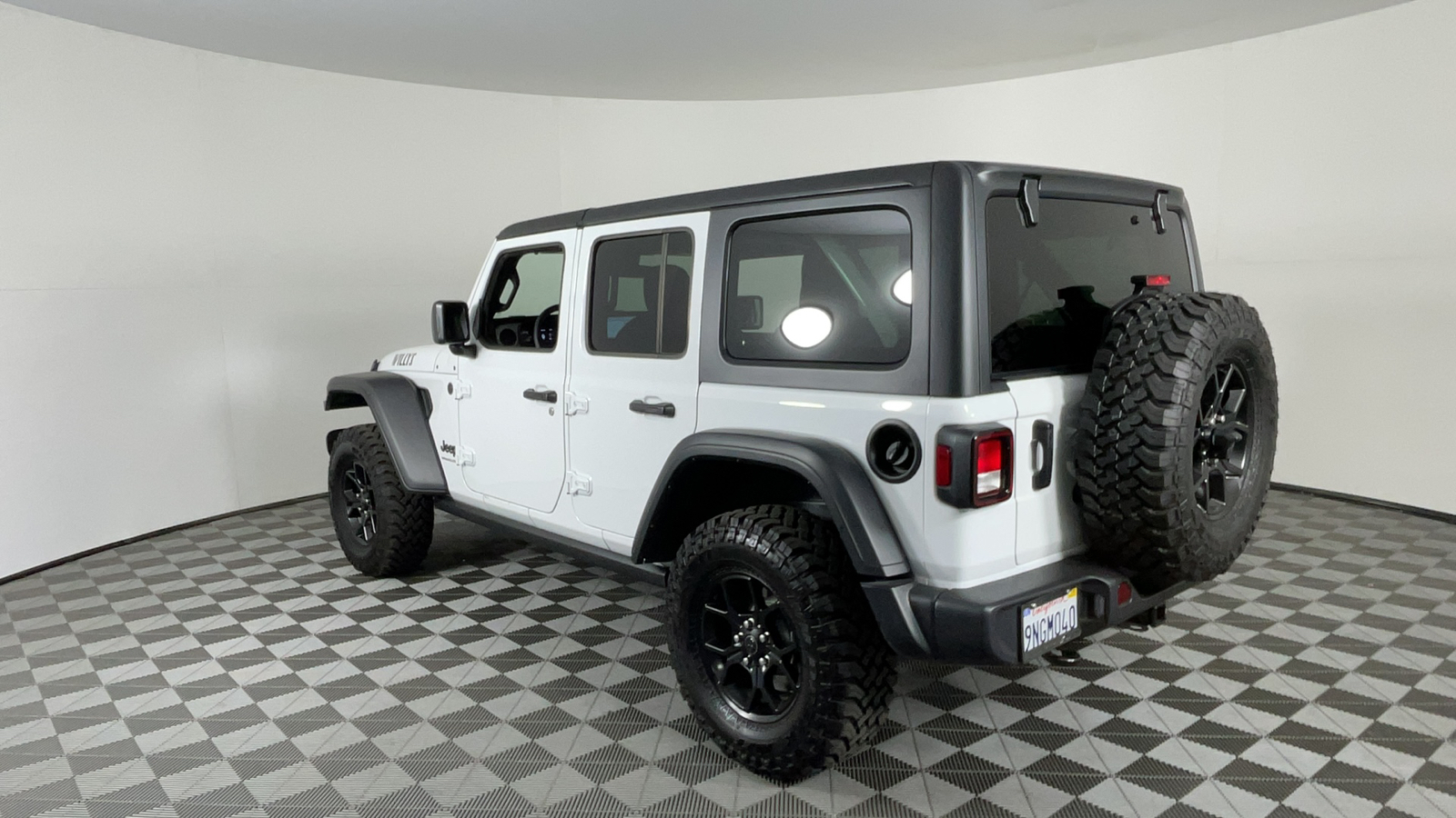 2024 Jeep Wrangler Willys 6