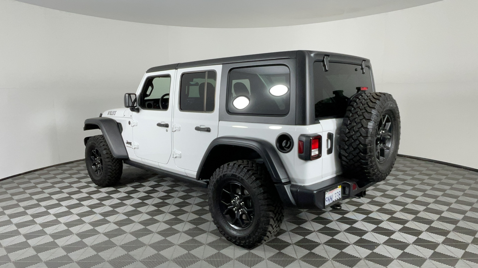 2024 Jeep Wrangler Willys 6