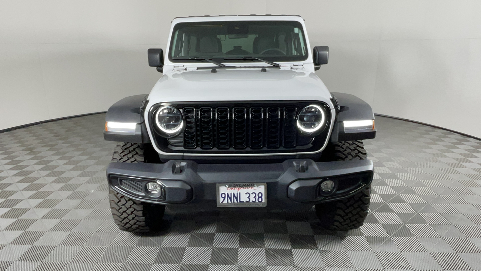 2024 Jeep Wrangler Willys 9