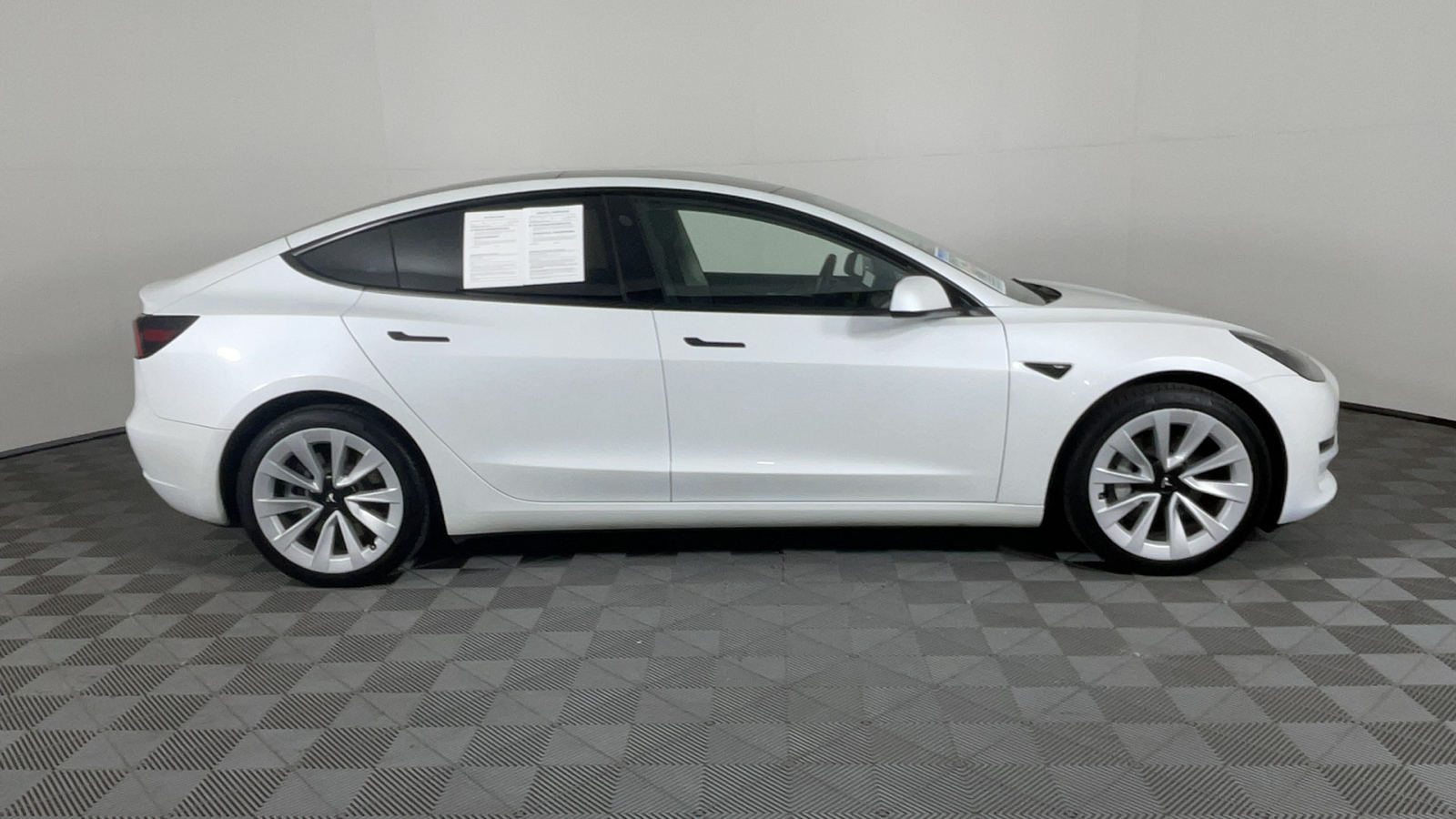 2023 Tesla Model 3 Base 3