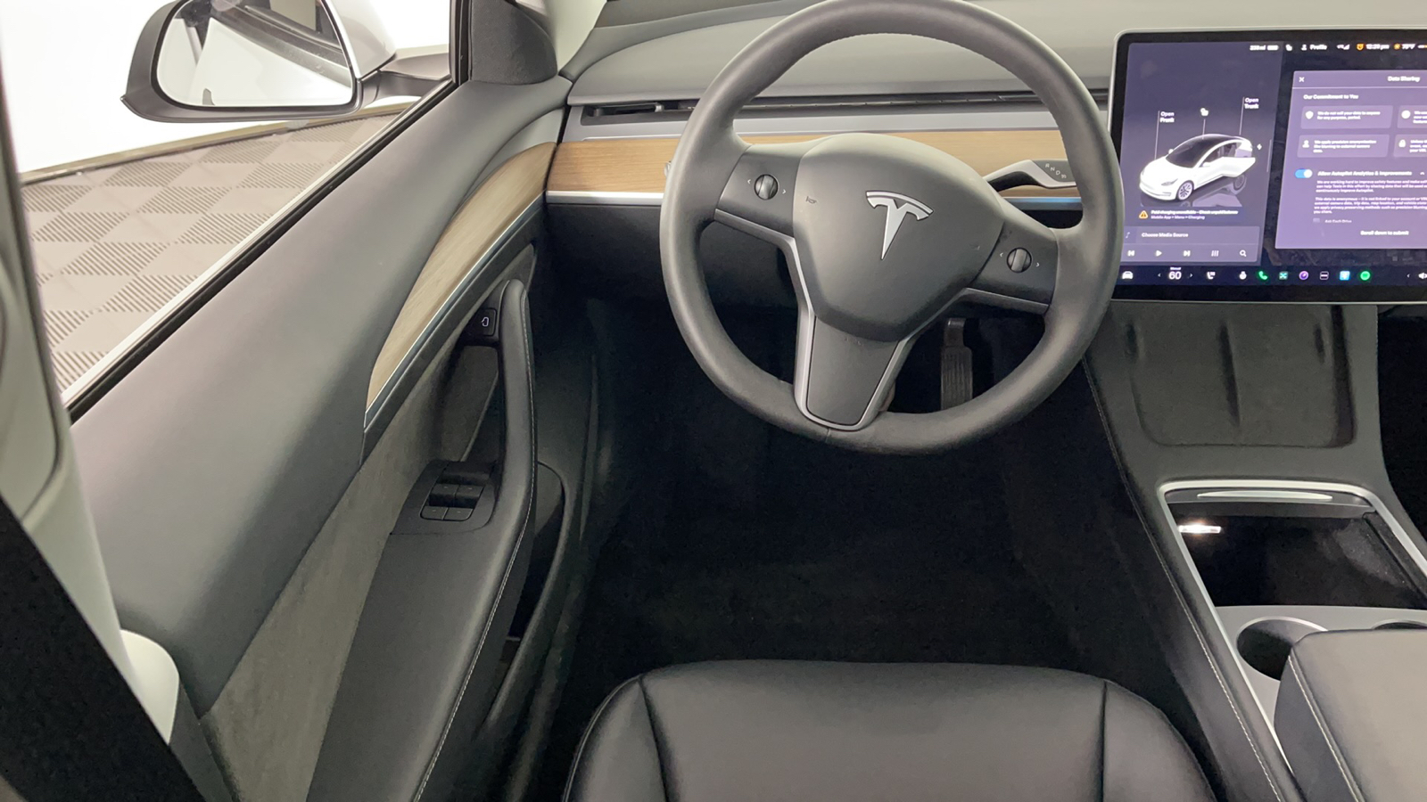 2023 Tesla Model 3 Base 14