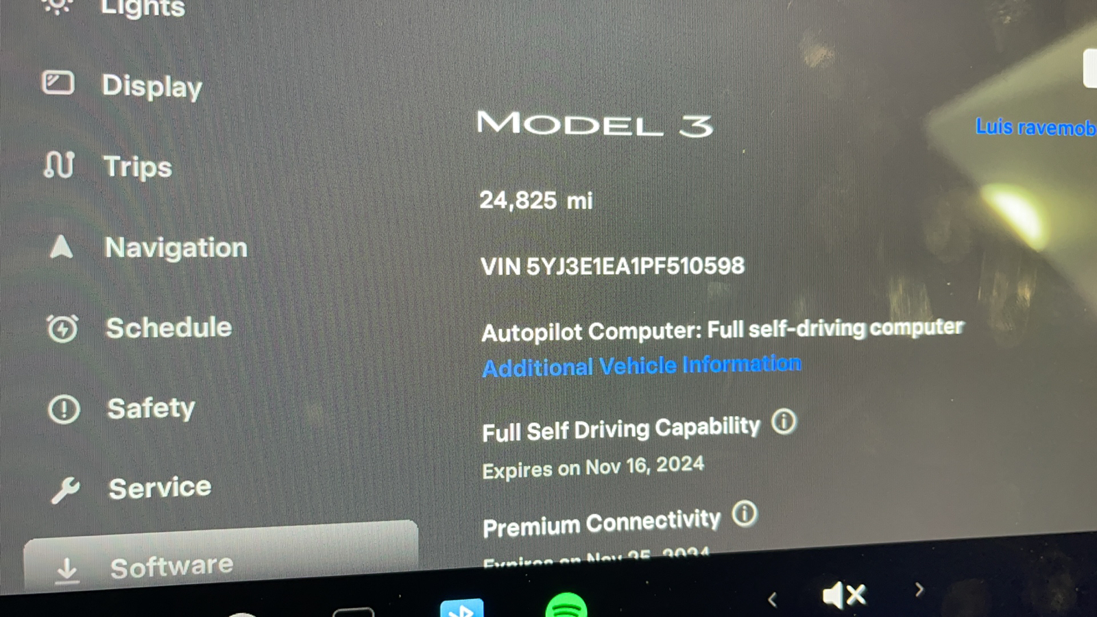 2023 Tesla Model 3 Base 17