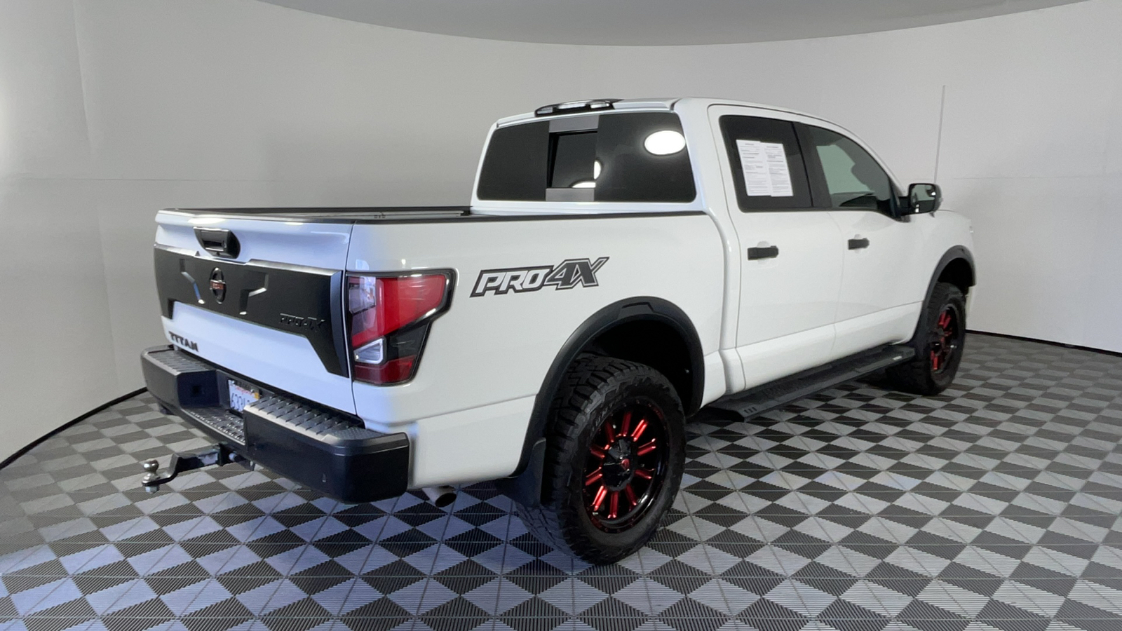 2020 Nissan Titan PRO-4X 4