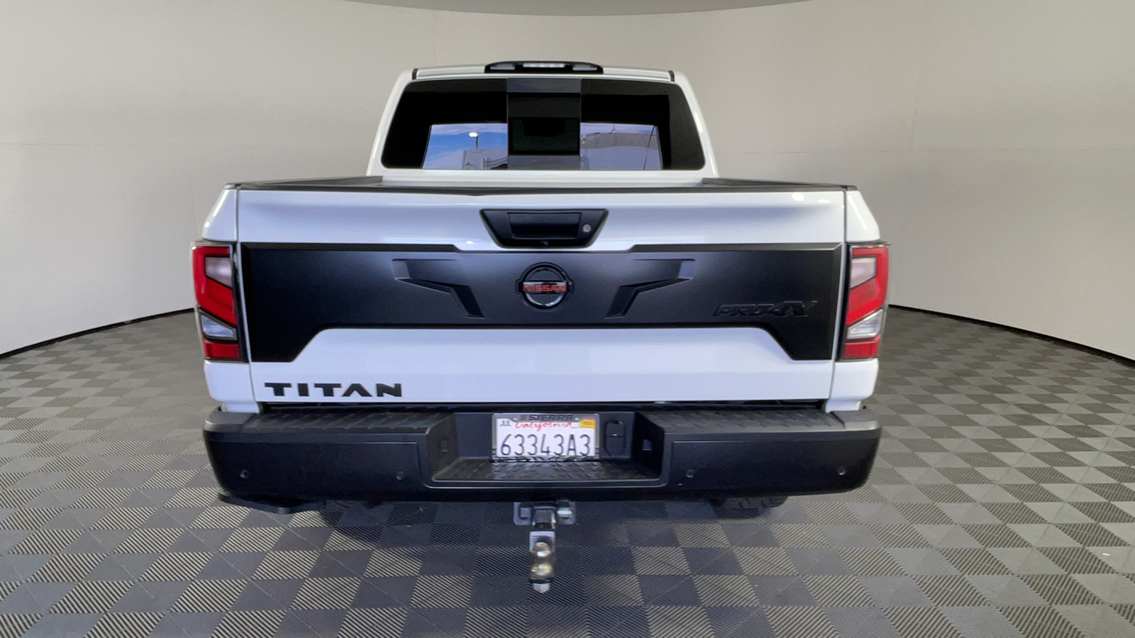 2020 Nissan Titan PRO-4X 5