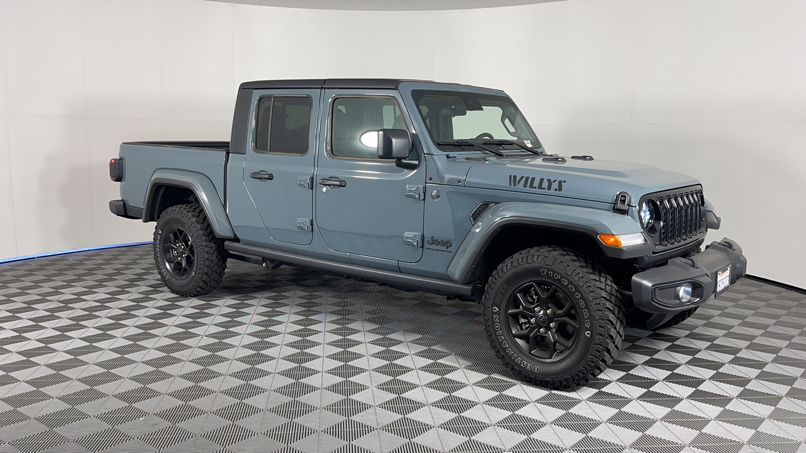 2024 Jeep Gladiator Willys 1