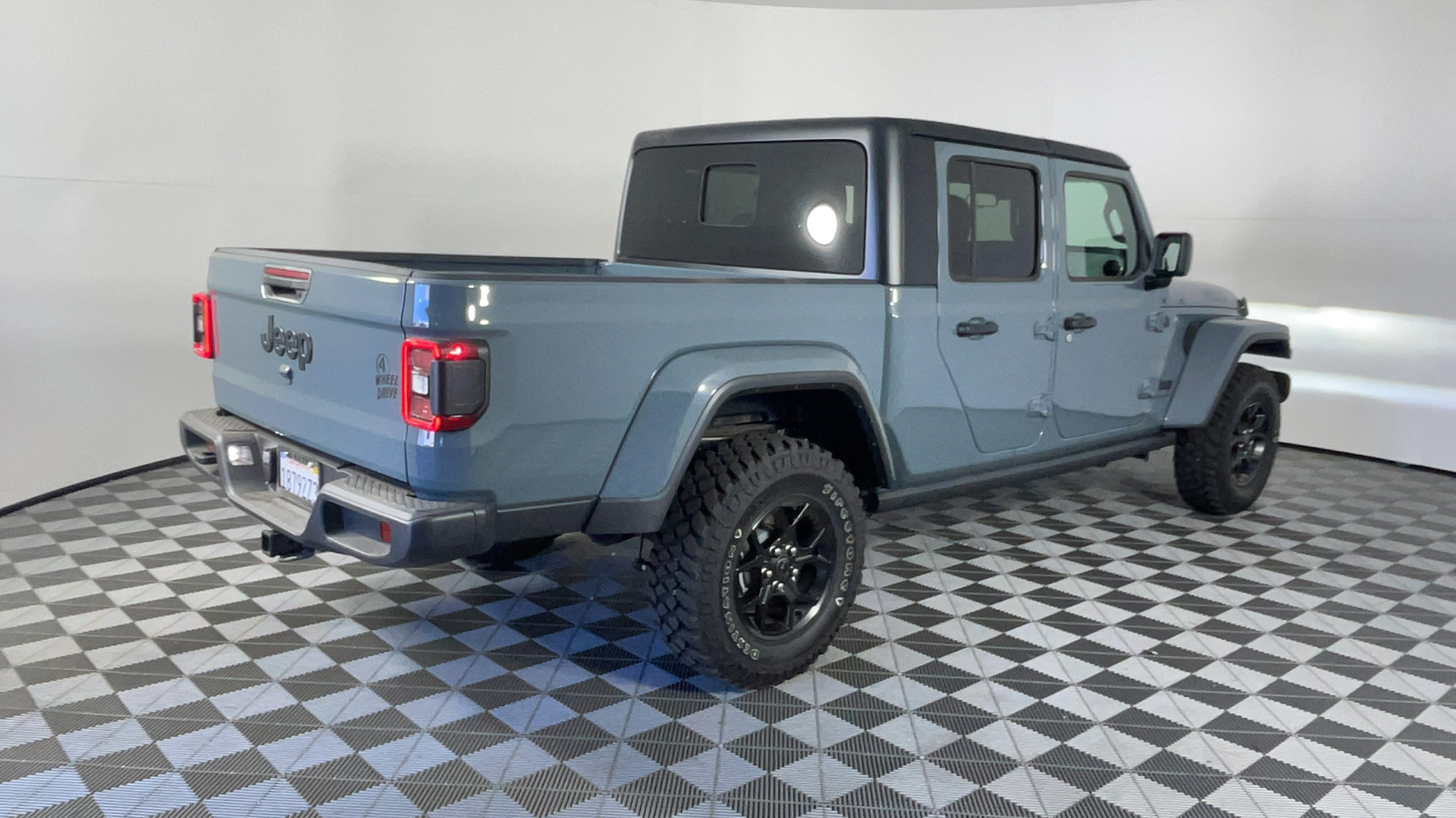 2024 Jeep Gladiator Willys 4