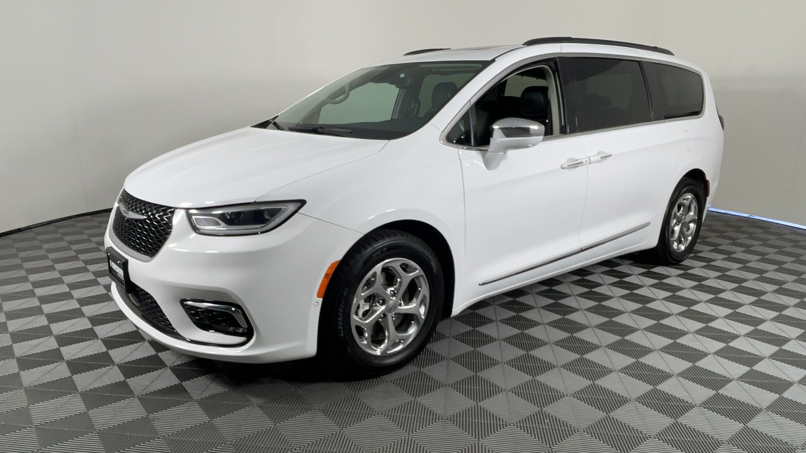 2022 Chrysler Pacifica Limited 8