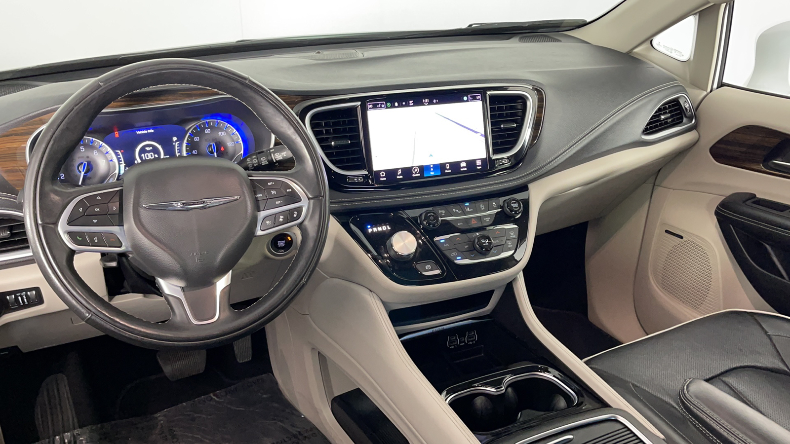 2022 Chrysler Pacifica Limited 15