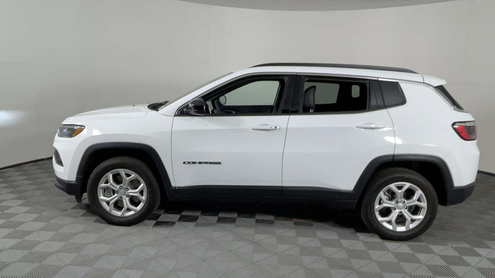 2024 Jeep Compass Latitude 7