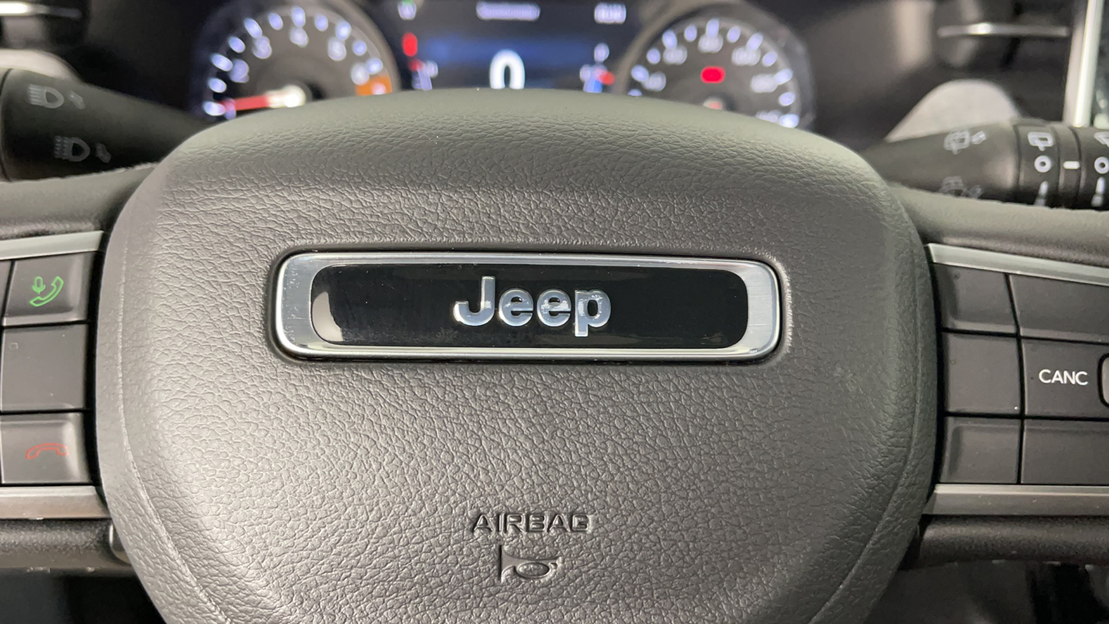 2024 Jeep Compass Latitude 26