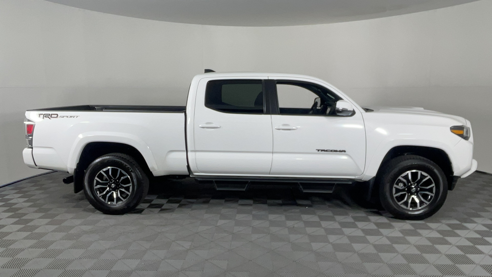 2023 Toyota Tacoma 2WD TRD Sport 3