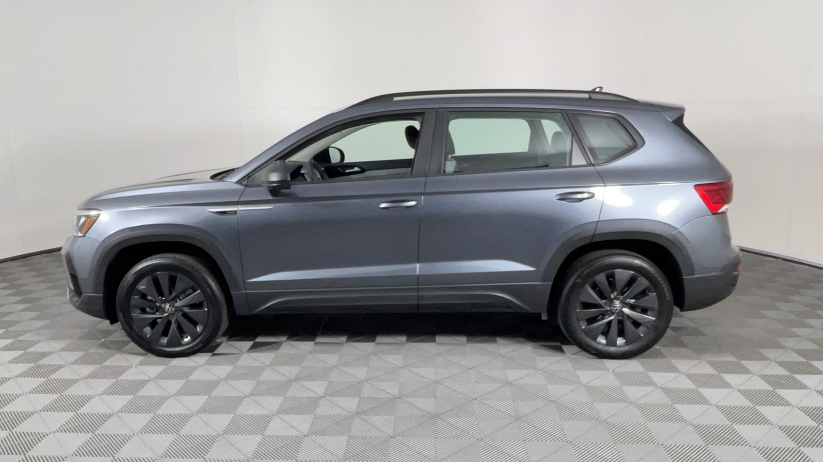 2022 Volkswagen Taos S 7