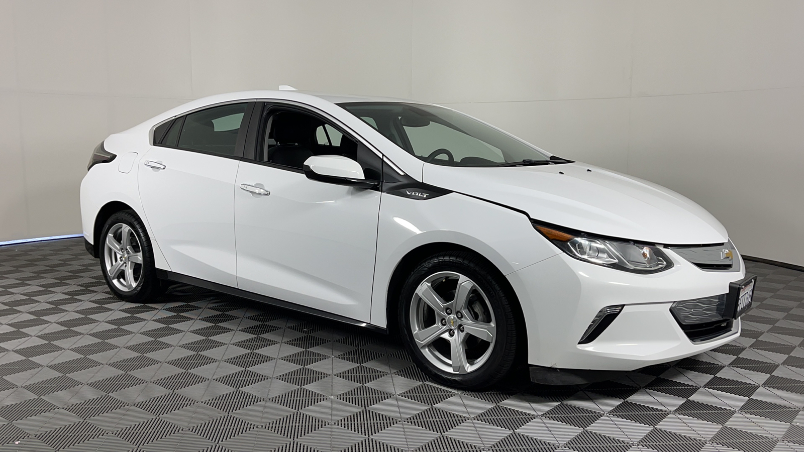 2018 Chevrolet Volt LT 1