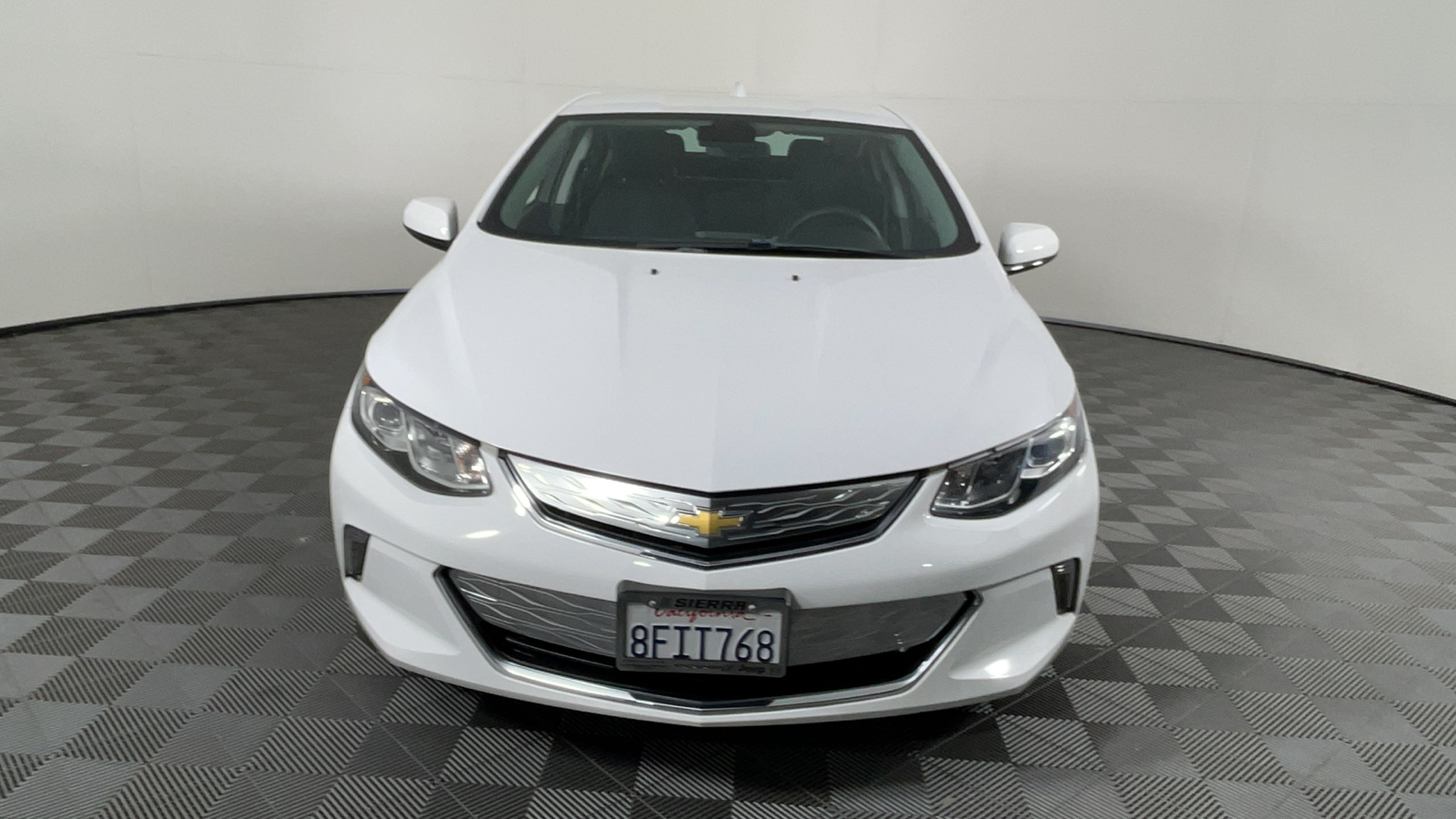 2018 Chevrolet Volt LT 9