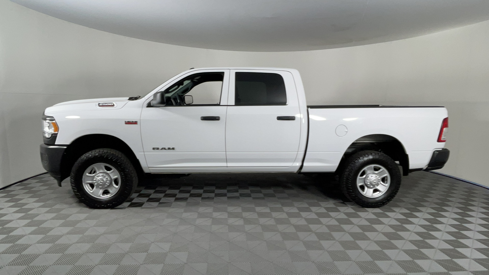 2022 Ram 2500 Tradesman 7