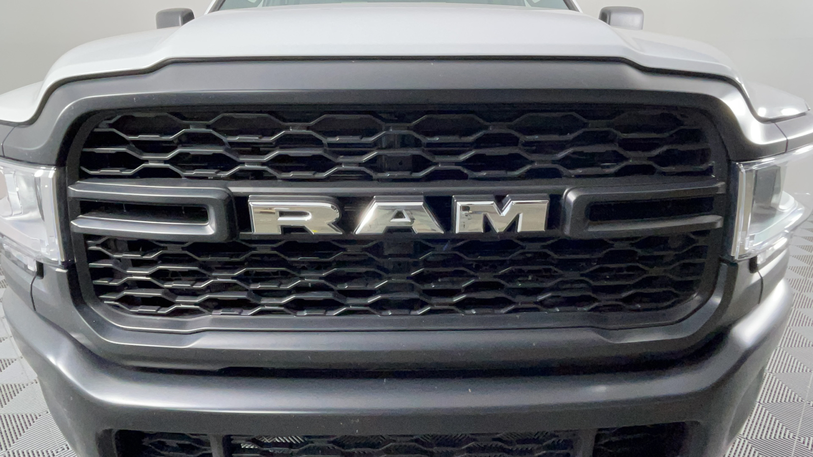 2022 Ram 2500 Tradesman 10