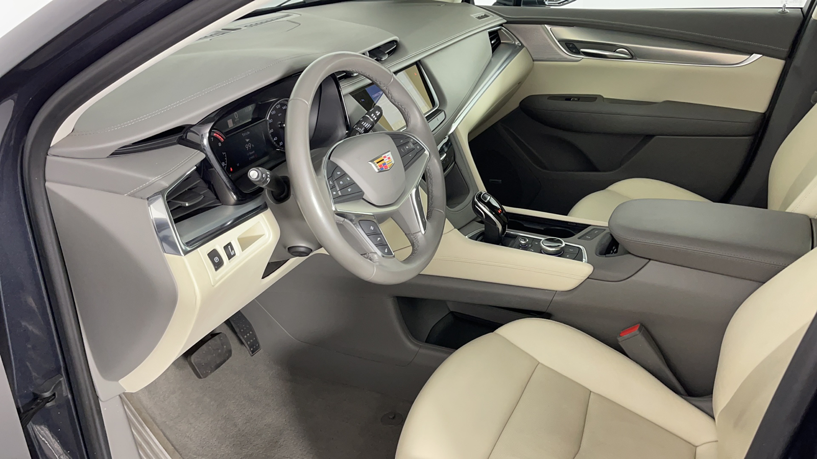 2021 Cadillac XT5 FWD Premium Luxury 16