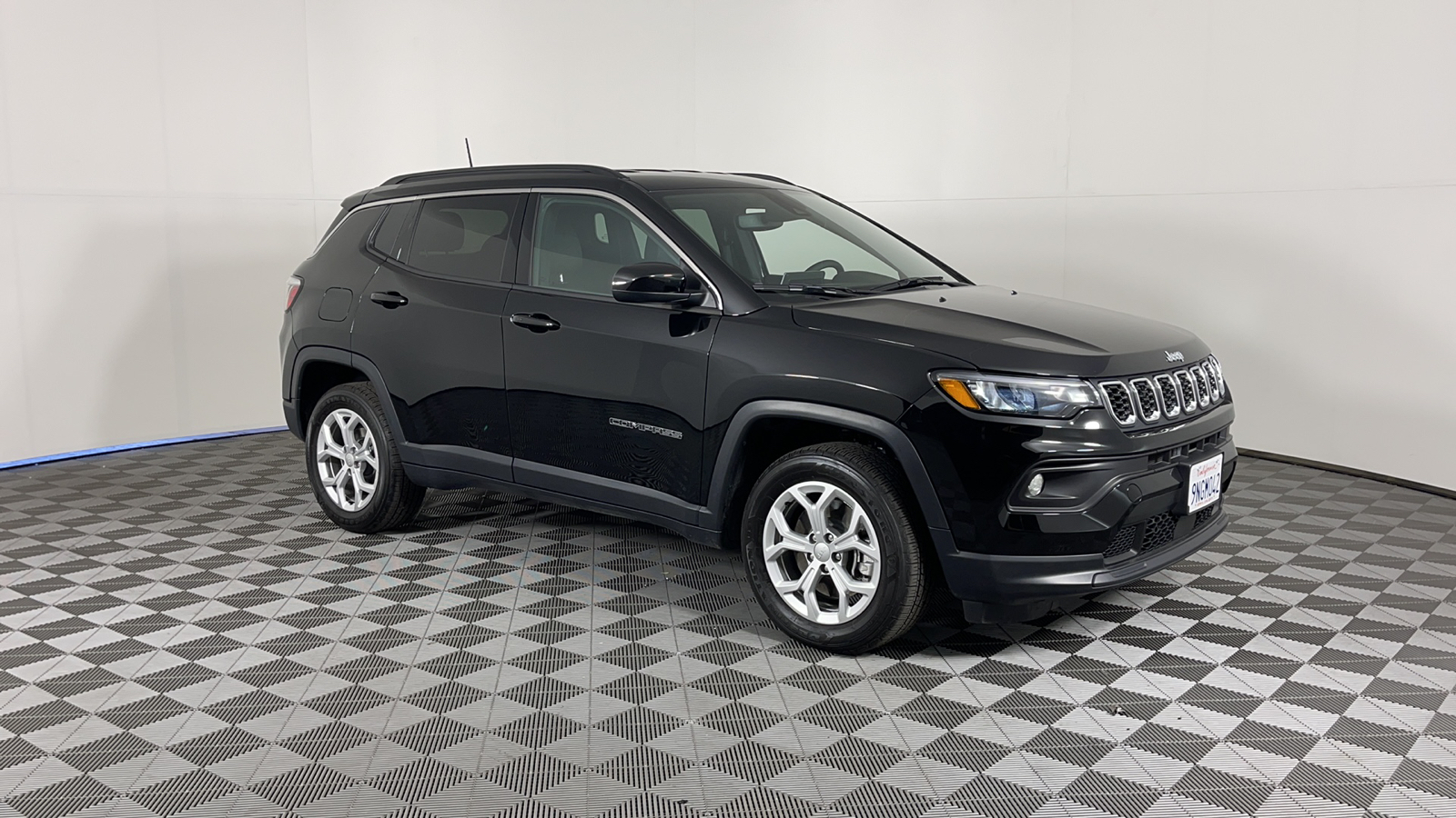 2024 Jeep Compass Latitude 1