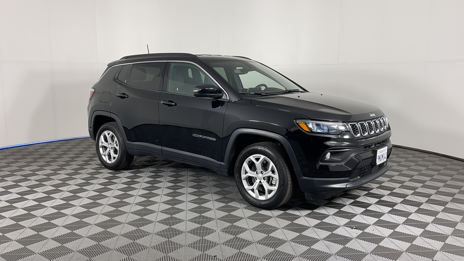 2024 Jeep Compass Latitude 2