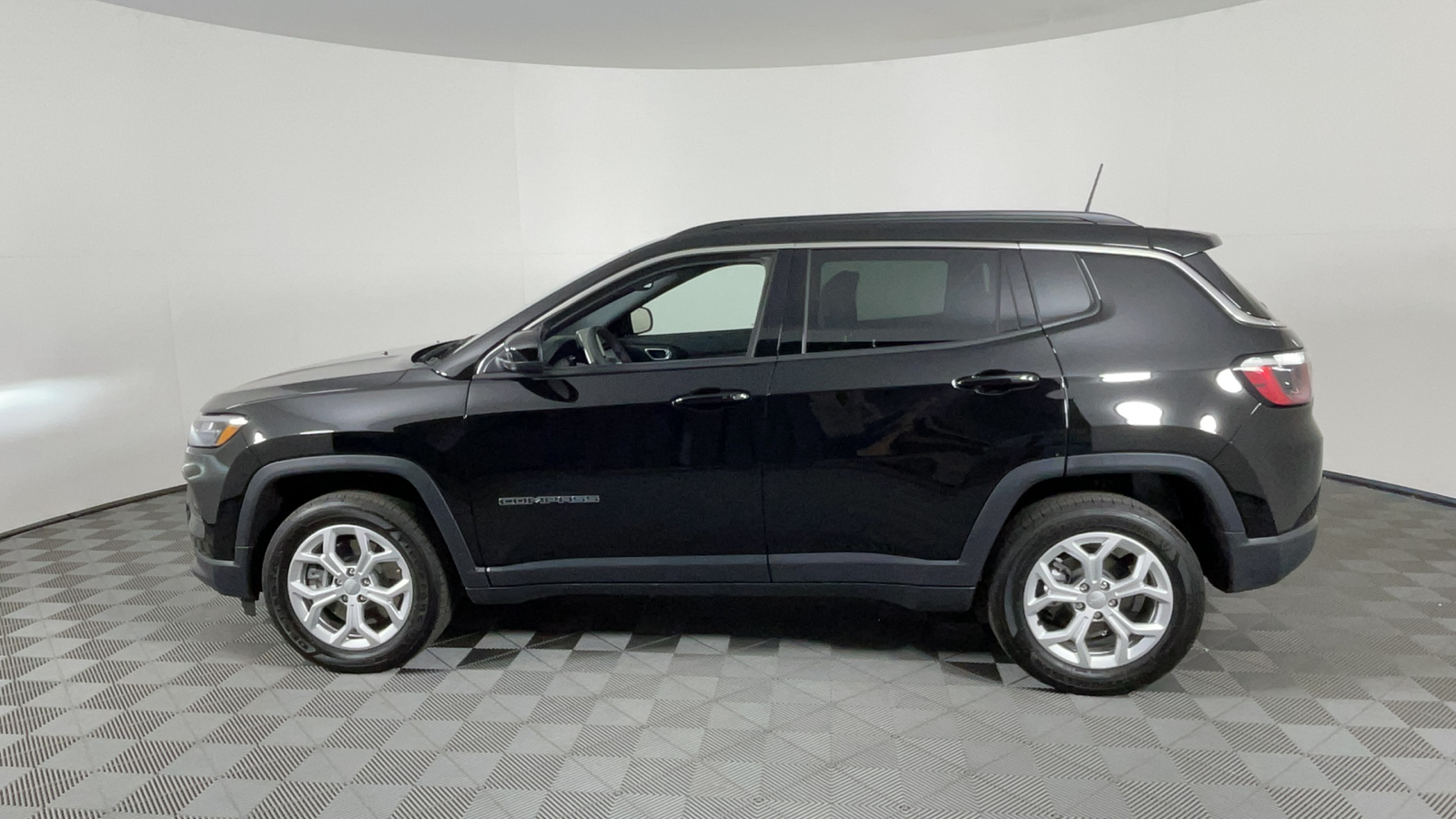 2024 Jeep Compass Latitude 7