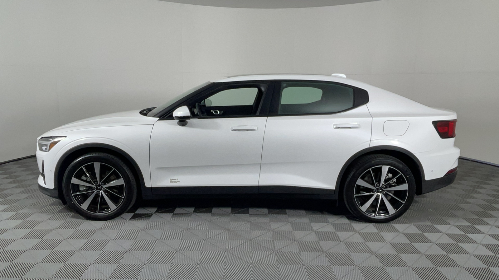 2022 Polestar 2 Long Range Dual Motor 7