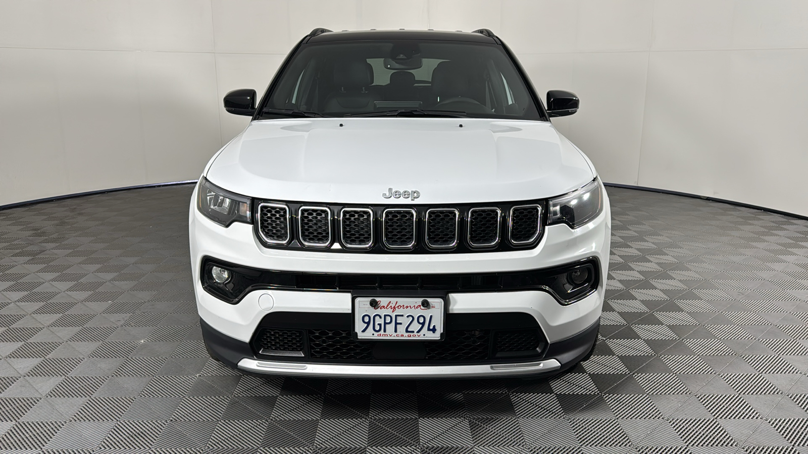 2023 Jeep Compass Limited 8