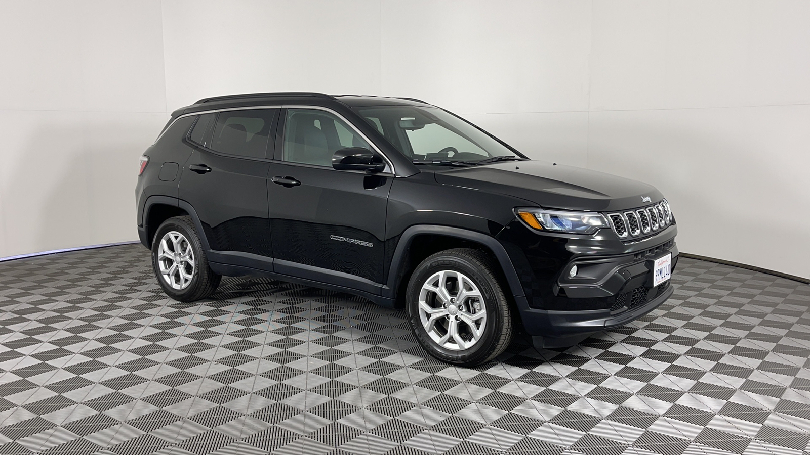 2024 Jeep Compass Latitude 2