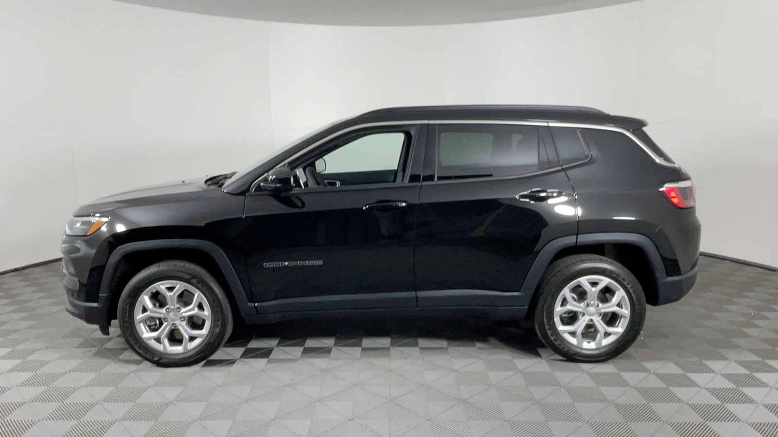 2024 Jeep Compass Latitude 7