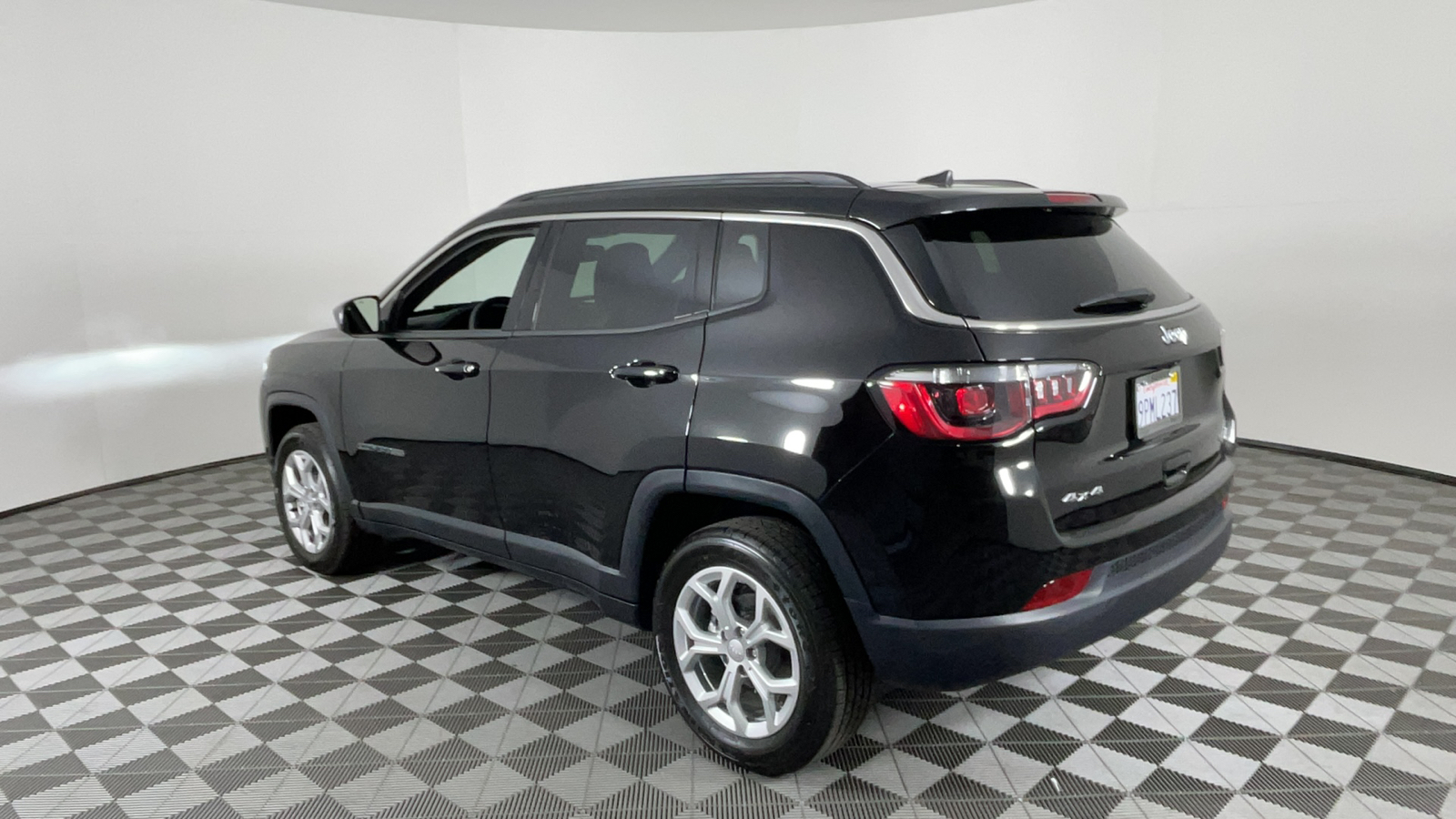 2024 Jeep Compass Latitude 6