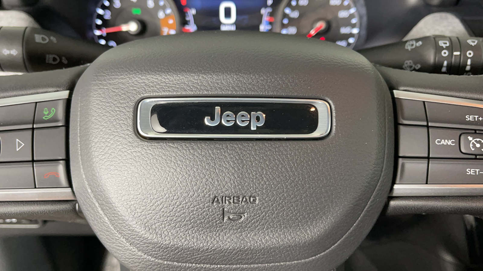 2024 Jeep Compass Latitude 26