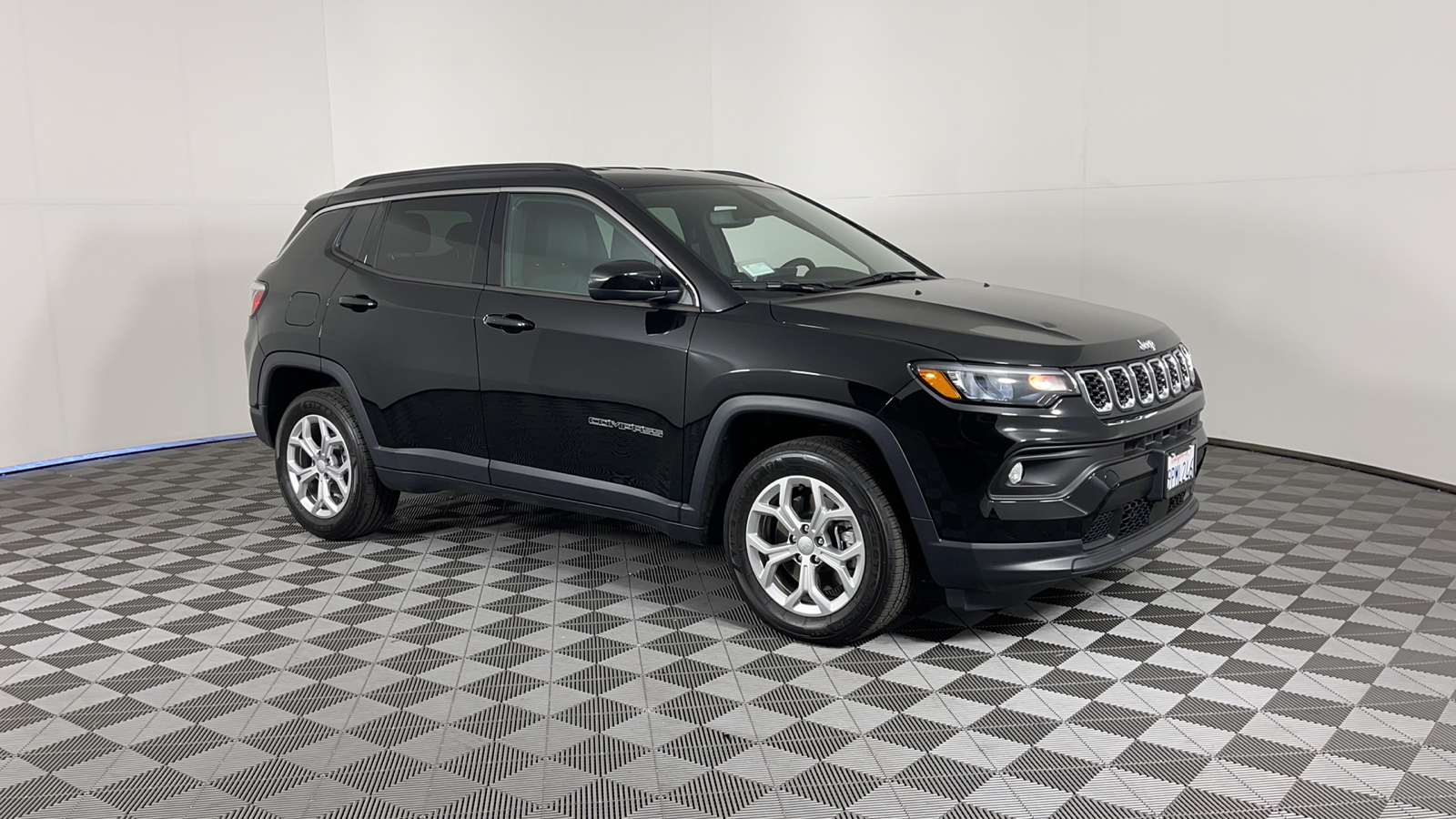 2024 Jeep Compass Latitude 2