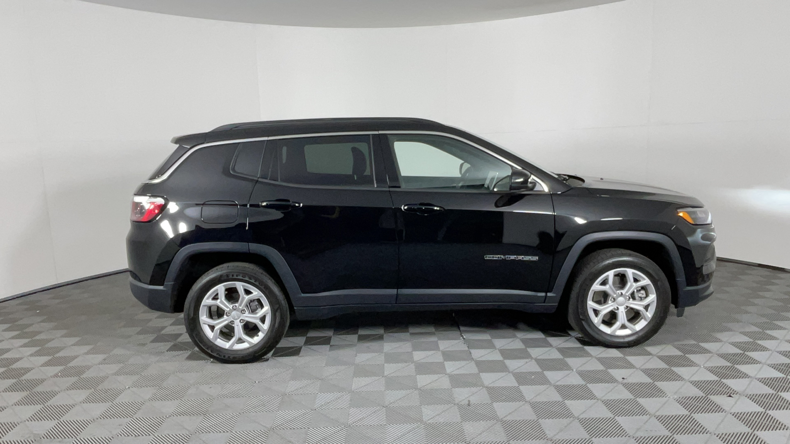 2024 Jeep Compass Latitude 3