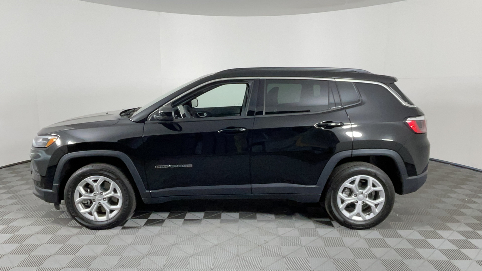 2024 Jeep Compass Latitude 7