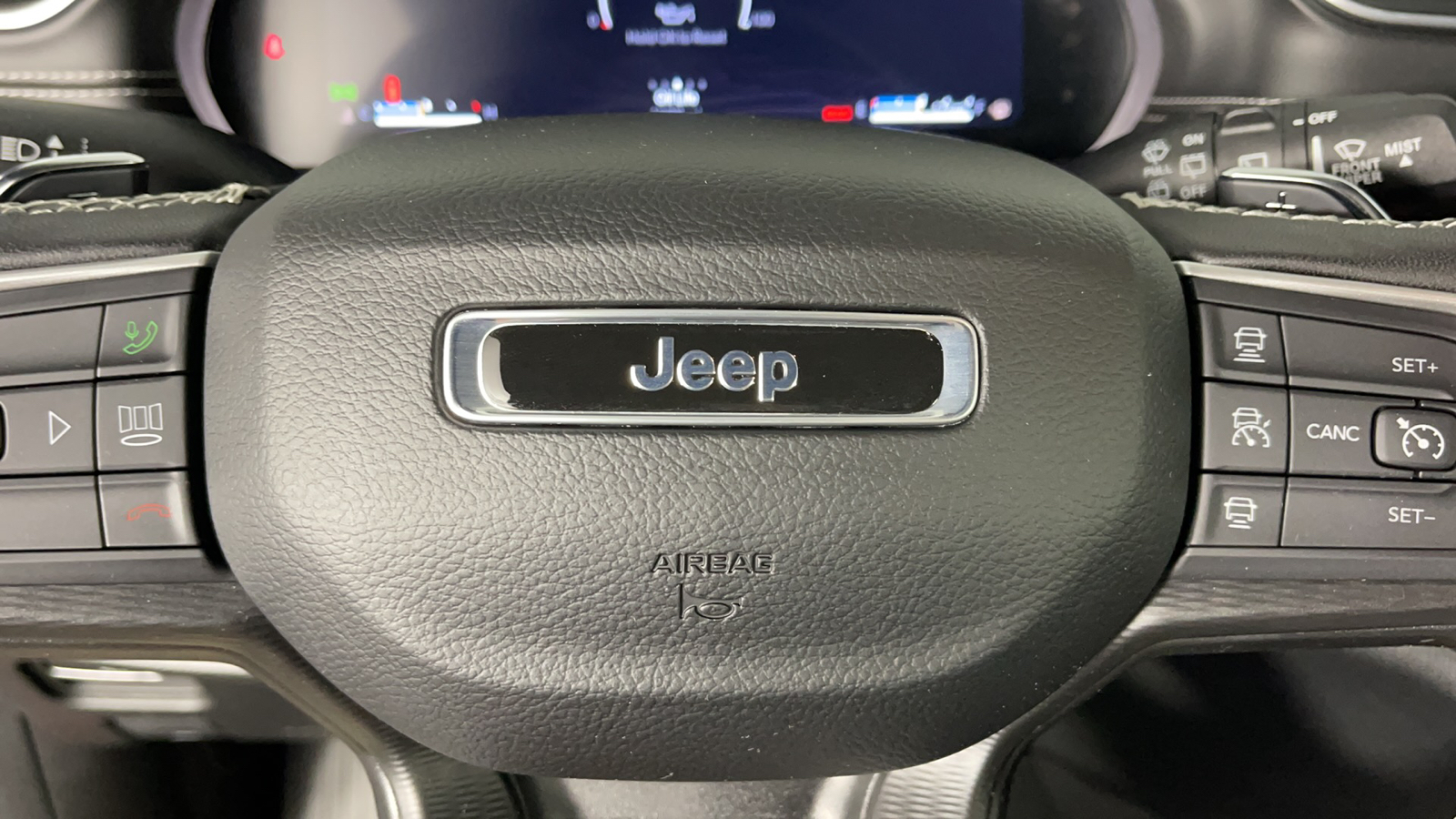 2024 Jeep Grand Cherokee L Laredo 25