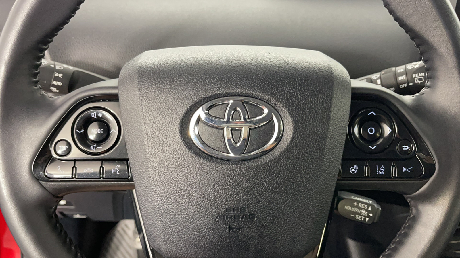 2019 Toyota Prius XLE 25