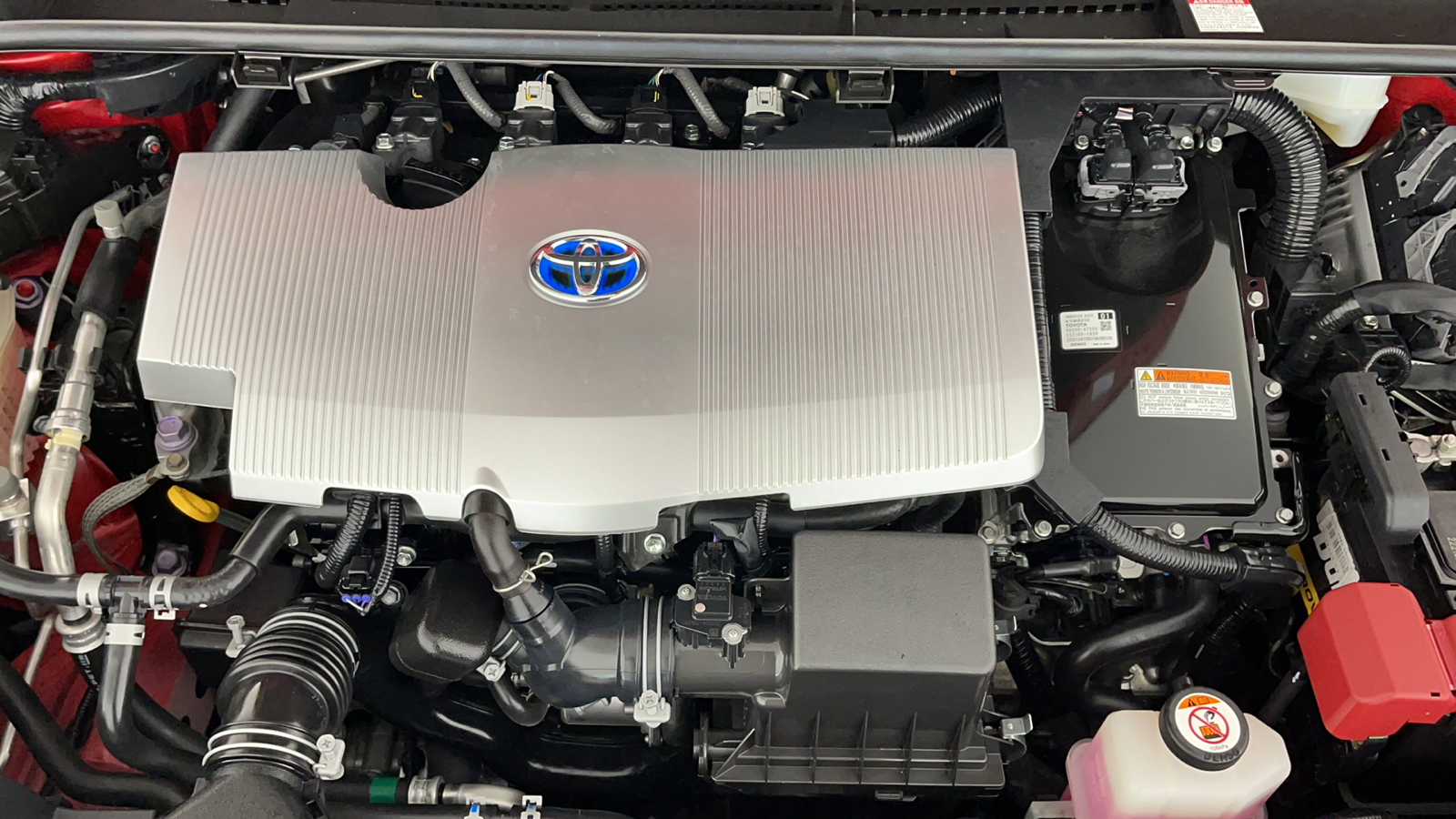 2019 Toyota Prius XLE 35