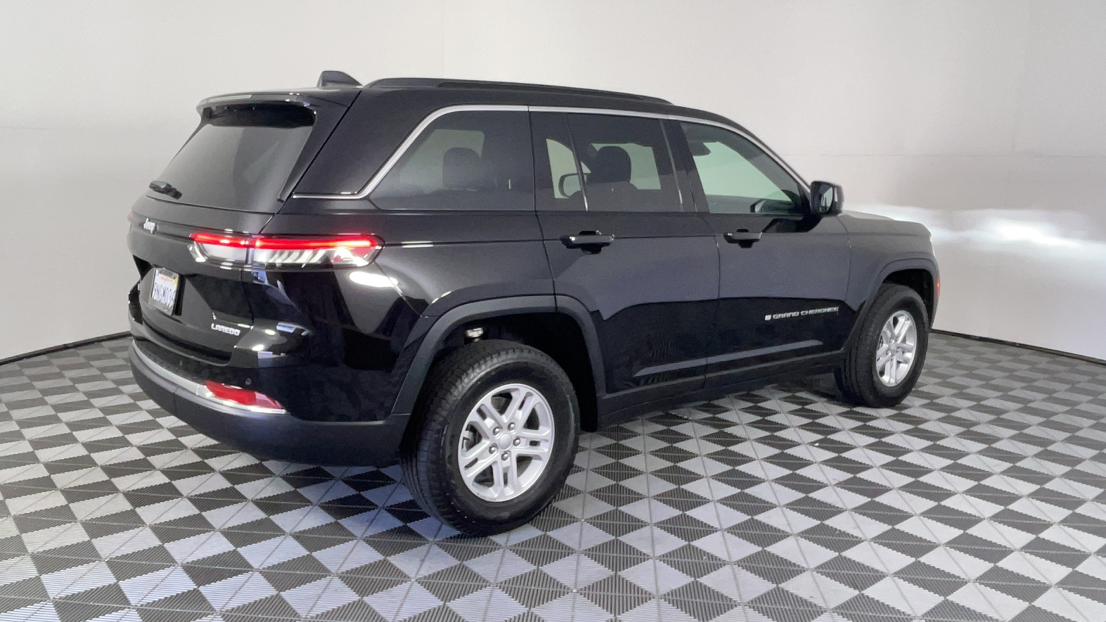 2024 Jeep Grand Cherokee Laredo 4