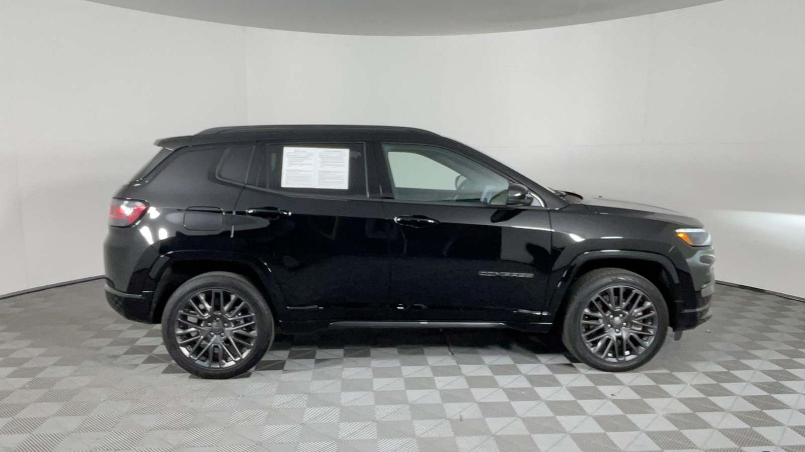 2024 Jeep Compass Limited 3