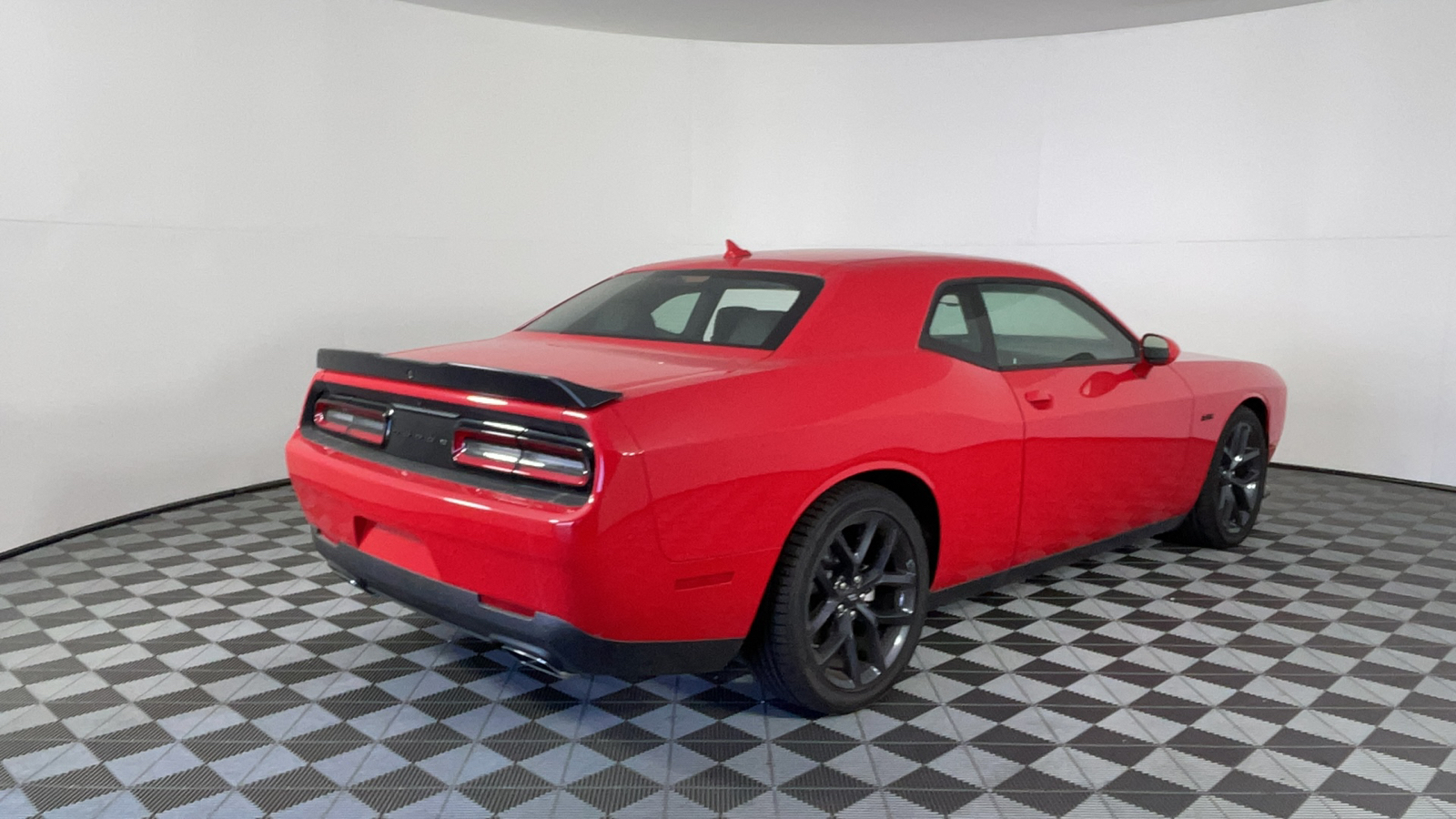 2023 Dodge Challenger R/T 4