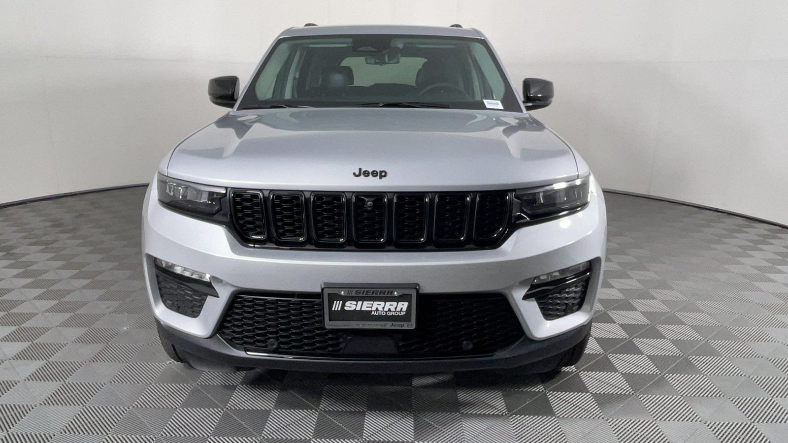 2024 Jeep Grand Cherokee Limited 9