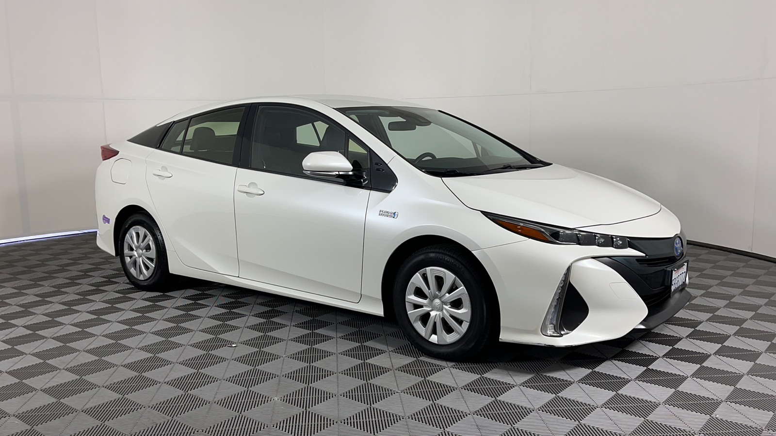 2018 Toyota Prius Prime Advanced 1