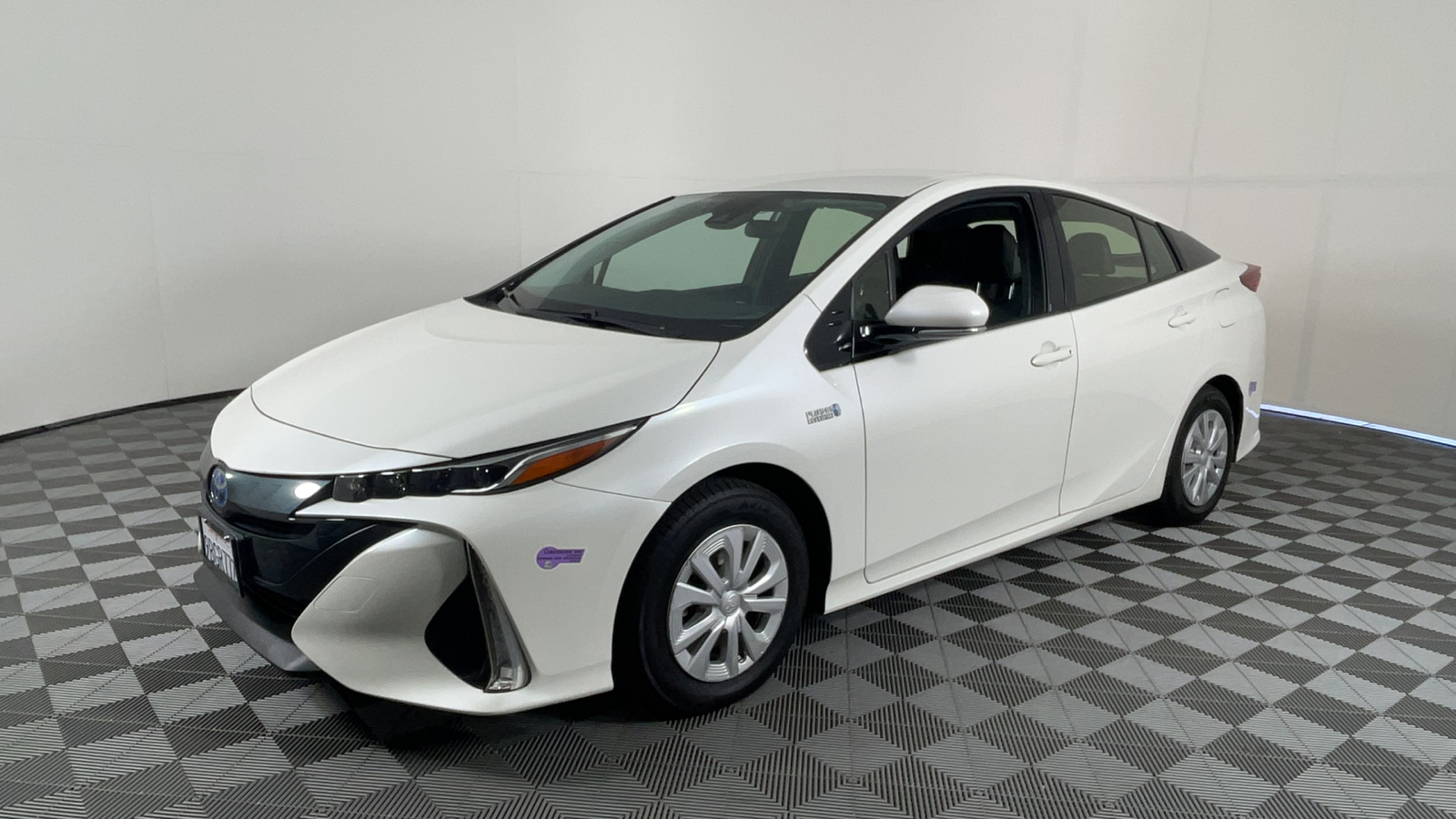 2018 Toyota Prius Prime Advanced 8