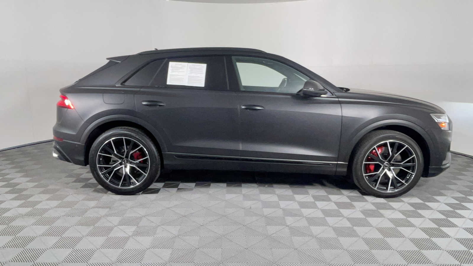 2023 Audi SQ8 Prestige 3