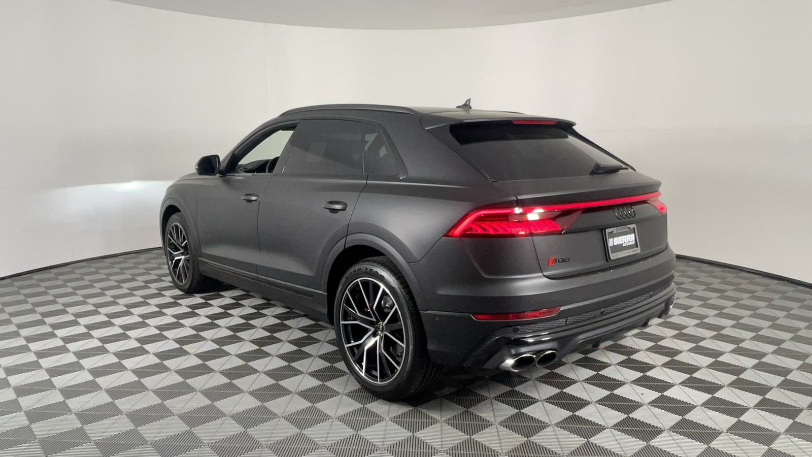 2023 Audi SQ8 Prestige 6