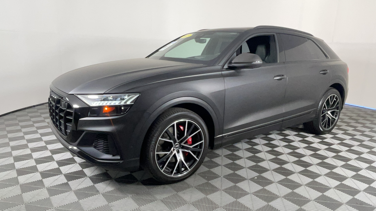 2023 Audi SQ8 Prestige 8