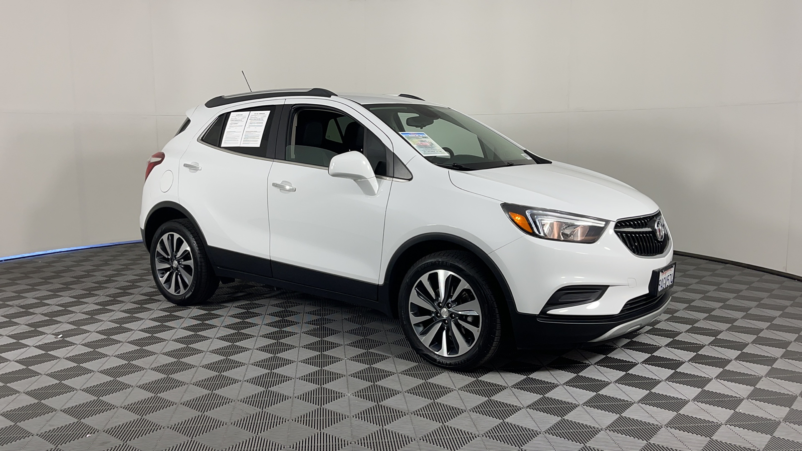 2022 Buick Encore Preferred 1