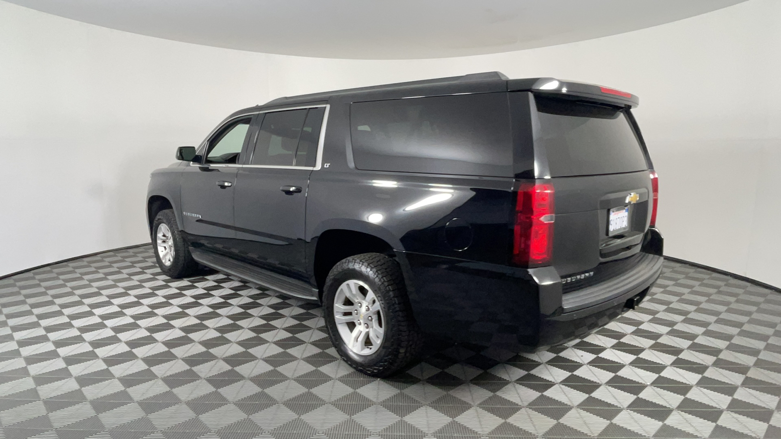 2018 Chevrolet Suburban 1500 6