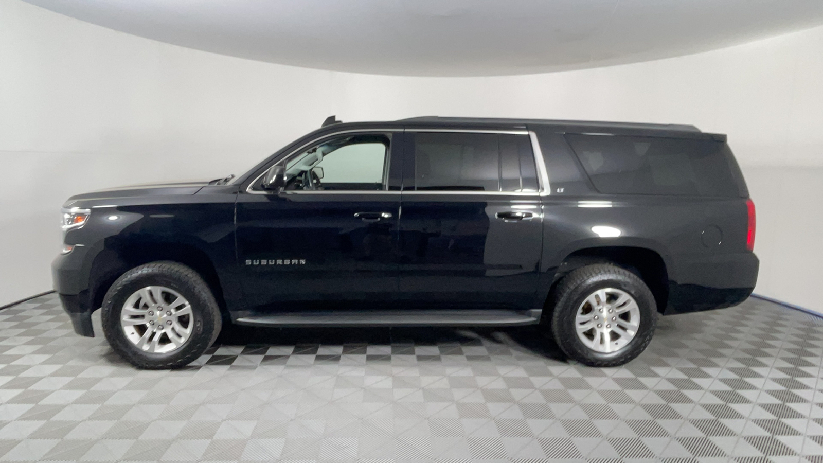 2018 Chevrolet Suburban 1500 7