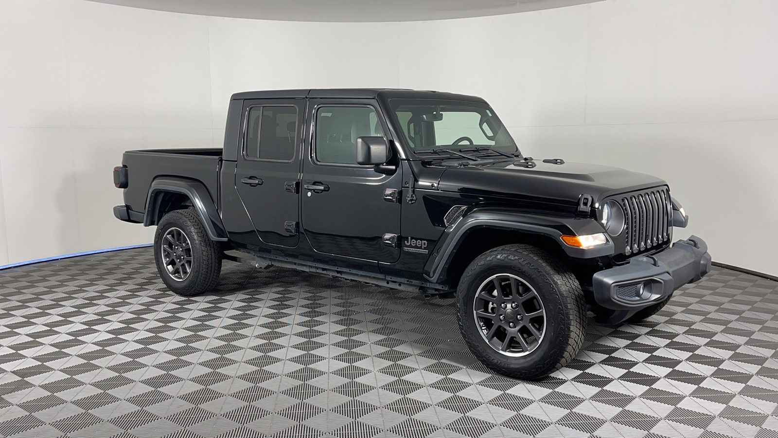 2021 Jeep Gladiator 80th Anniversary 1