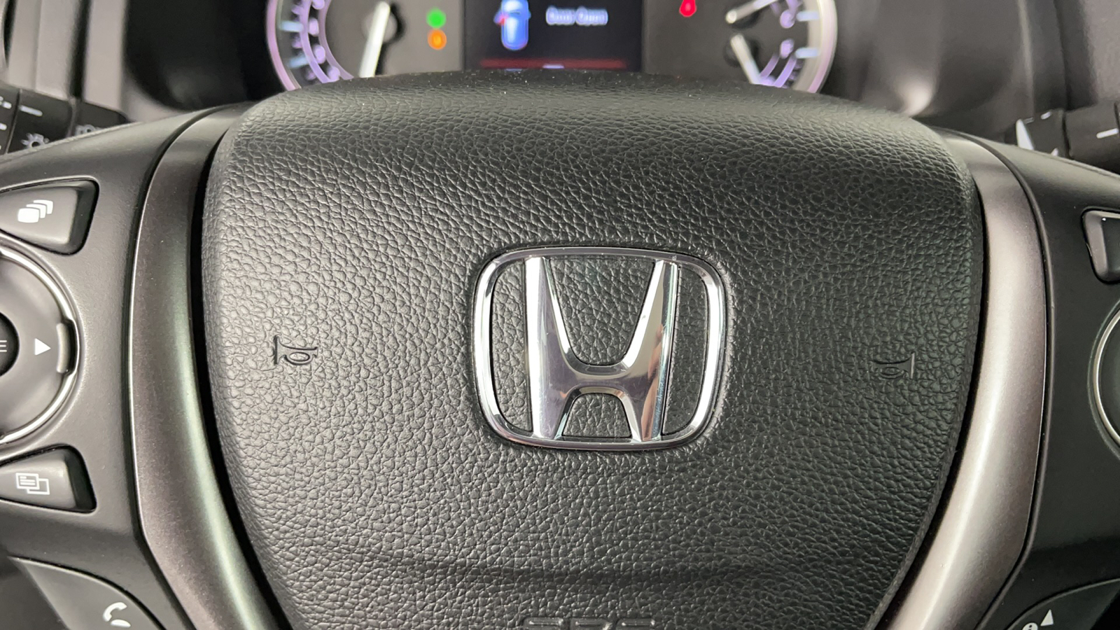 2016 Honda Pilot EX-L 26